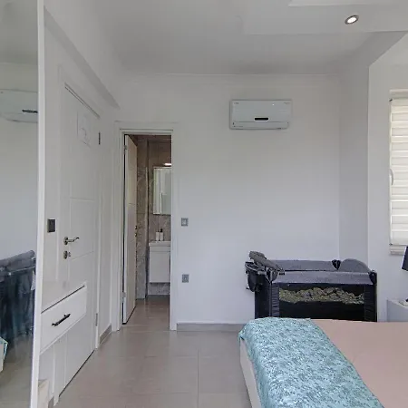 Muhteşem Konum, özel Havuz, çocuk Havuzlu Müstakil Modern Villa *